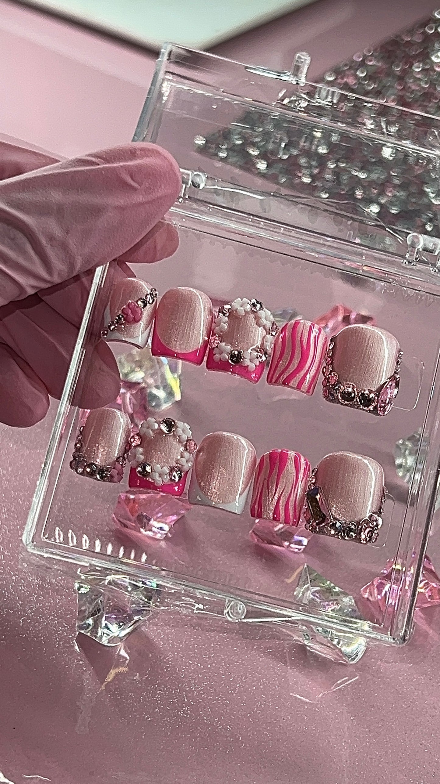 Pink Chrome + Abstract 🩷 (Small)