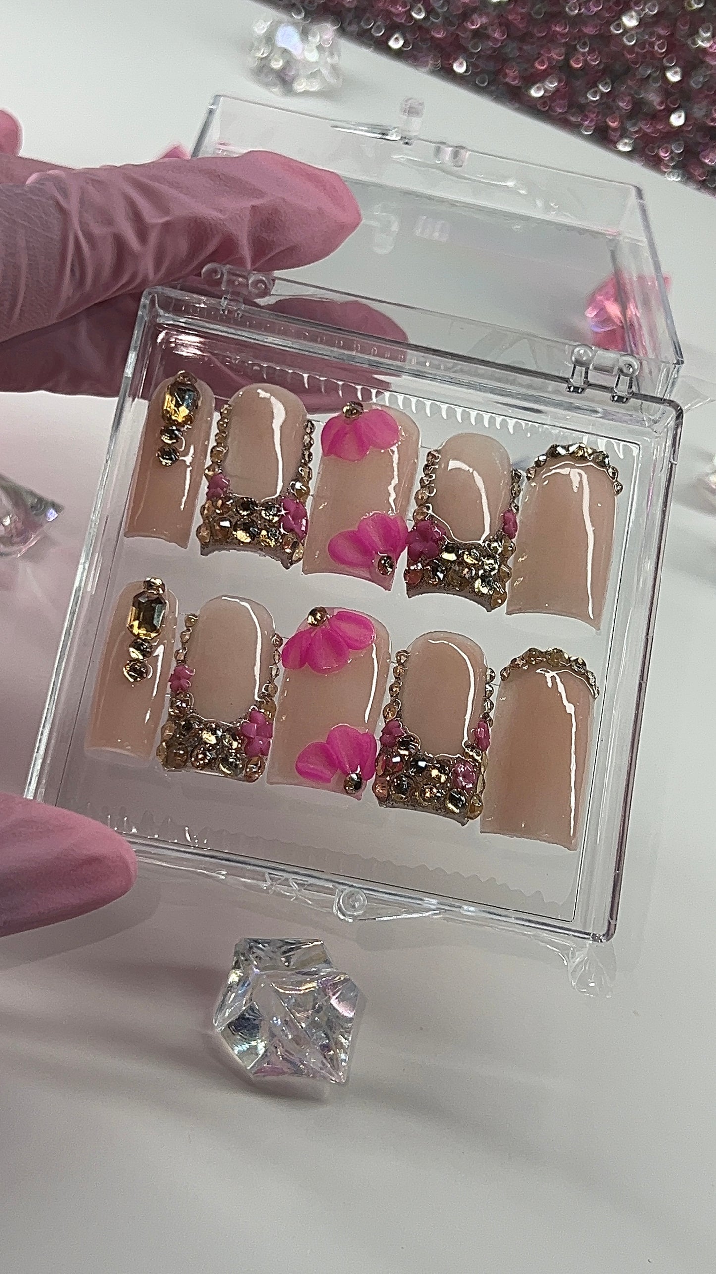 Glamorous Pink Petals ๐ธ
