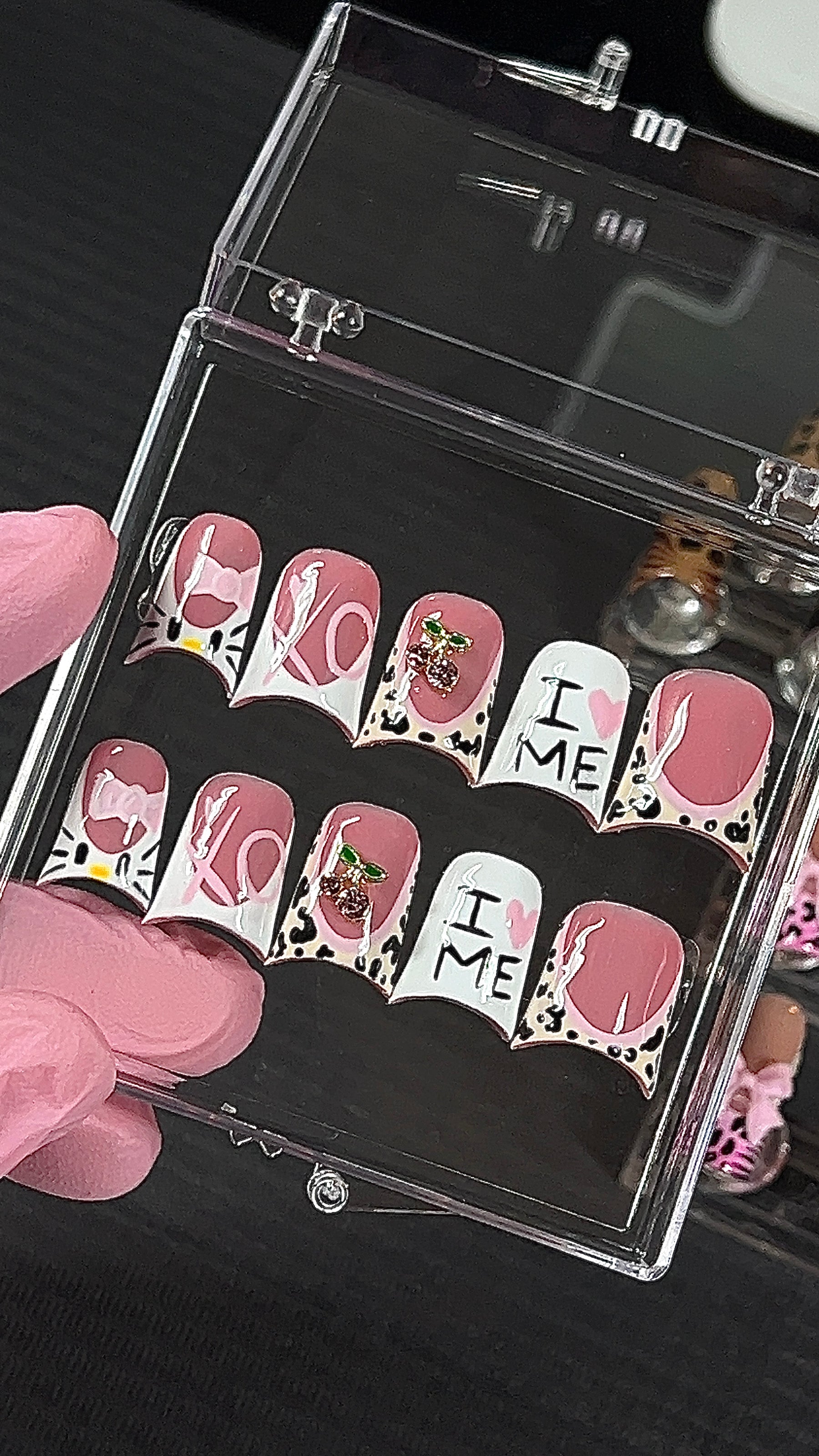 HK Light Pink Leopard 🐆