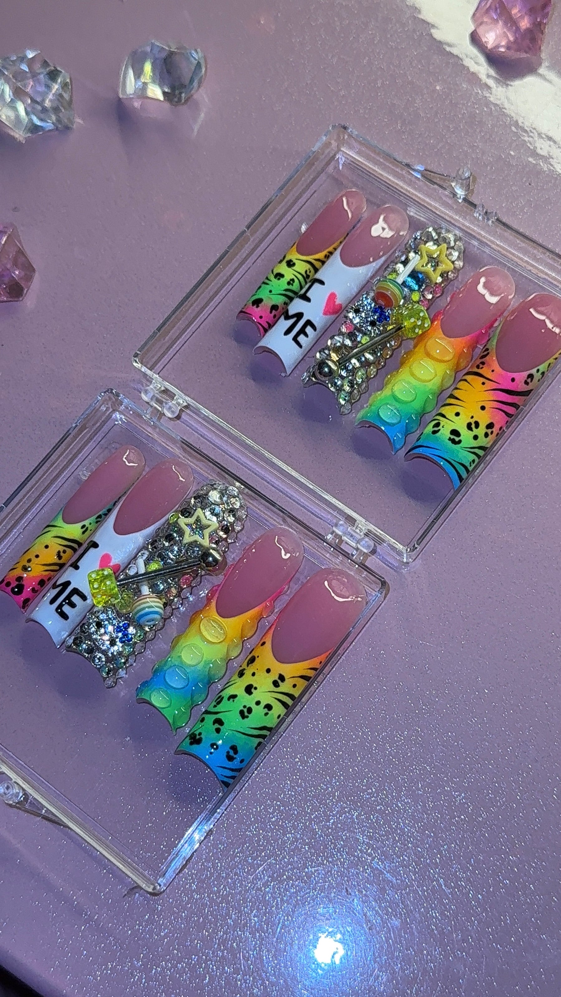 Neon love 🌈
