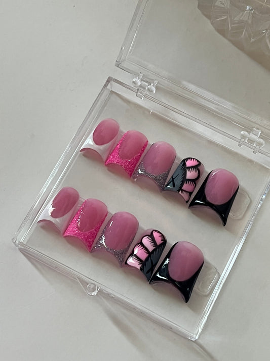 Pink Black & White Duckies 🖤